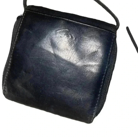 Tri fold leather Crossbody wallet - Picture 4 of 4